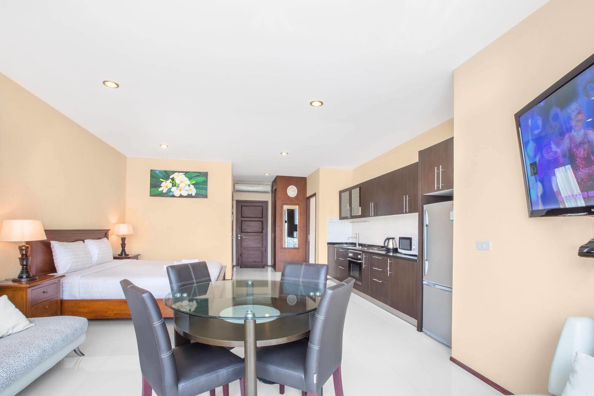 Avanta Condominium Mae Nam Exteriör bild
