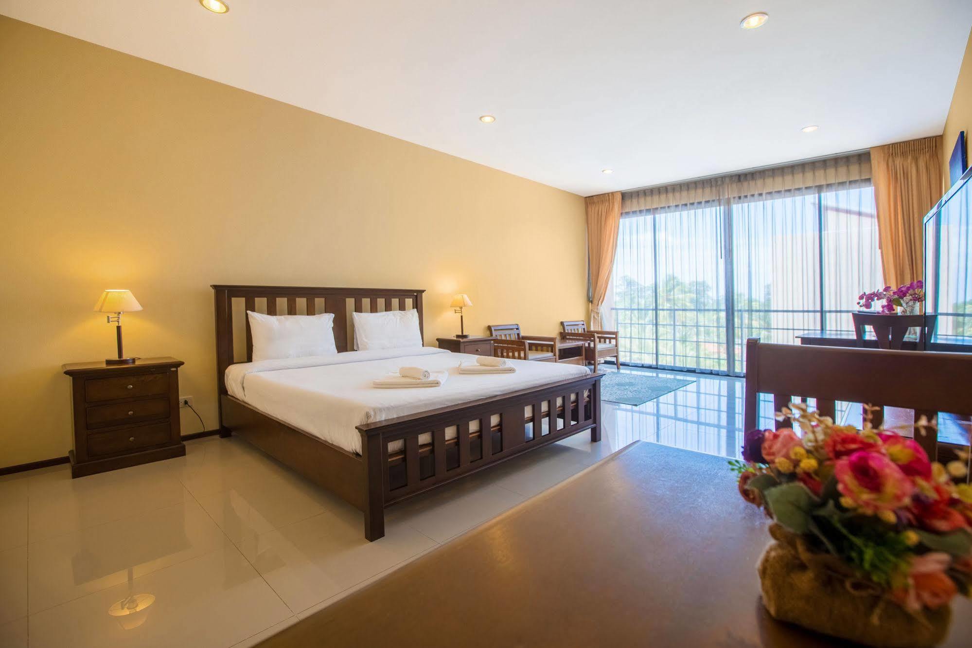 Avanta Condominium Mae Nam Exteriör bild