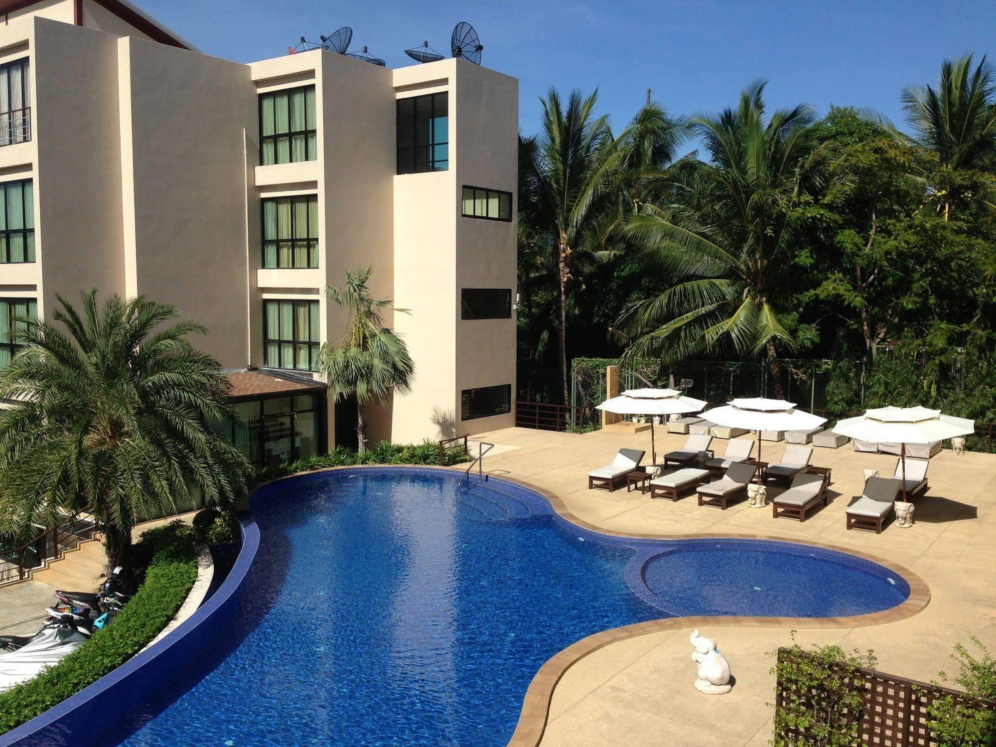 Avanta Condominium Mae Nam Exteriör bild