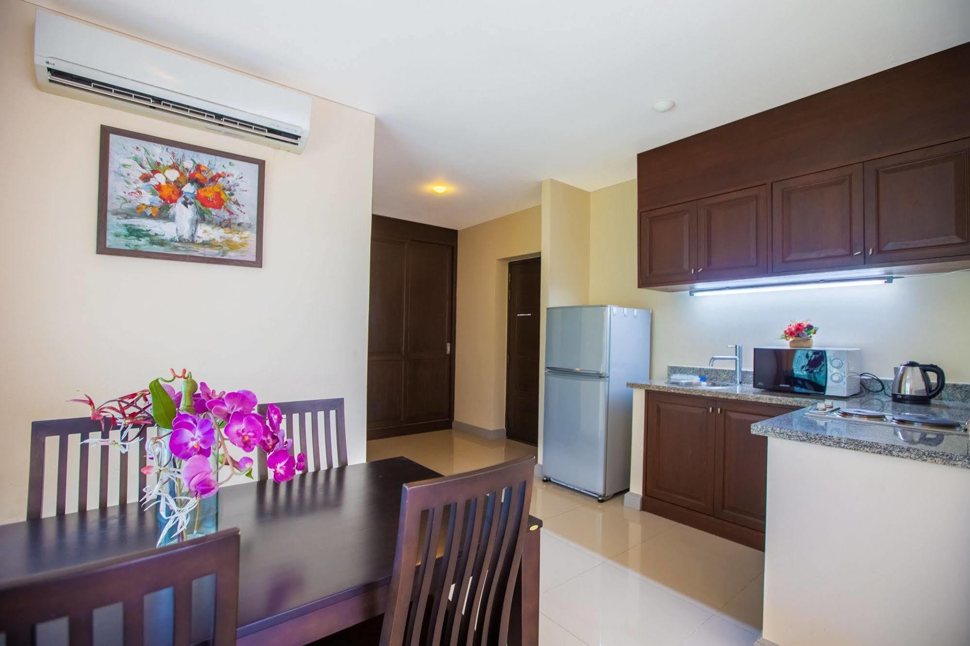 Avanta Condominium Mae Nam Exteriör bild